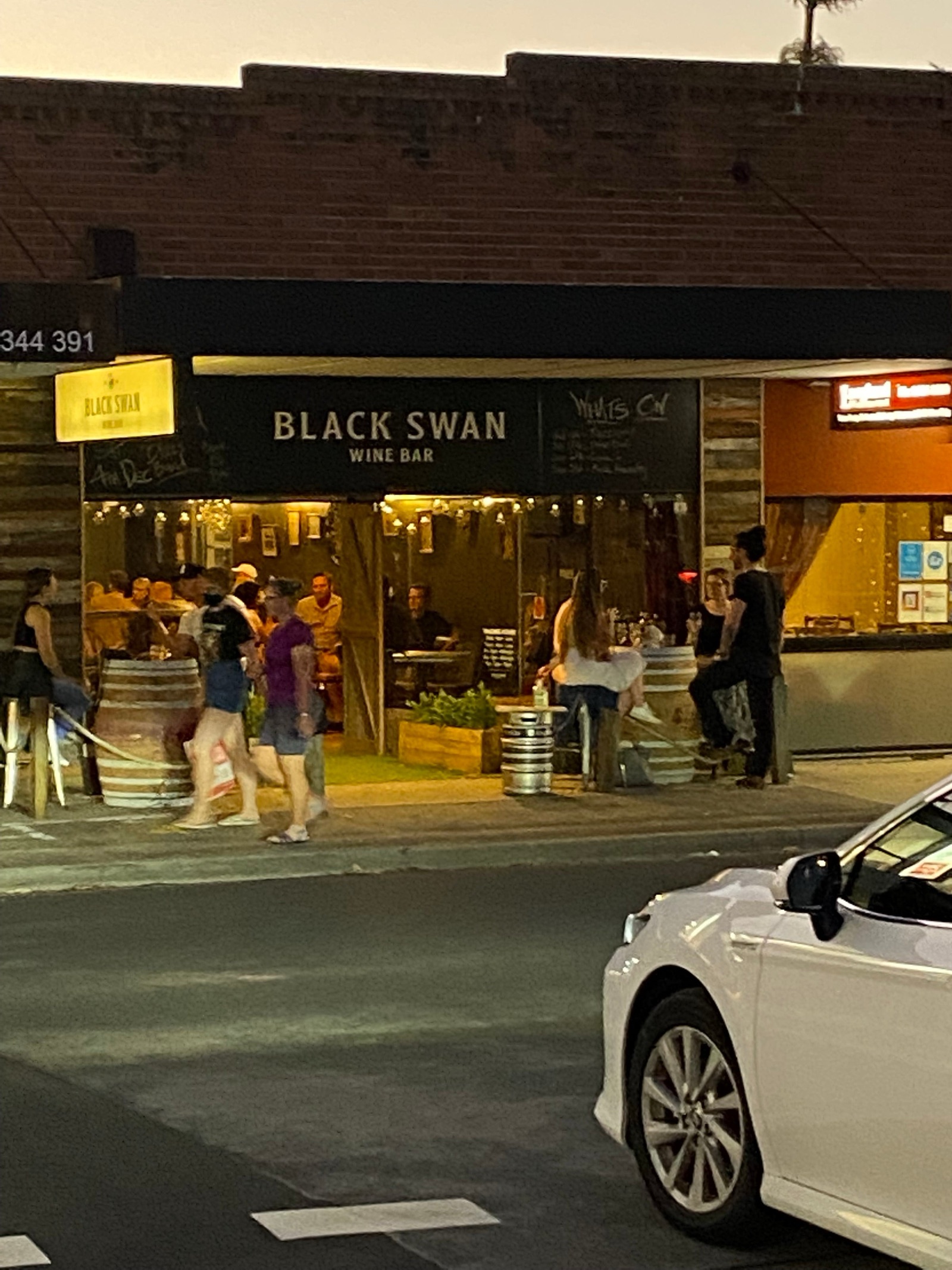 Black Swan Wine Bar