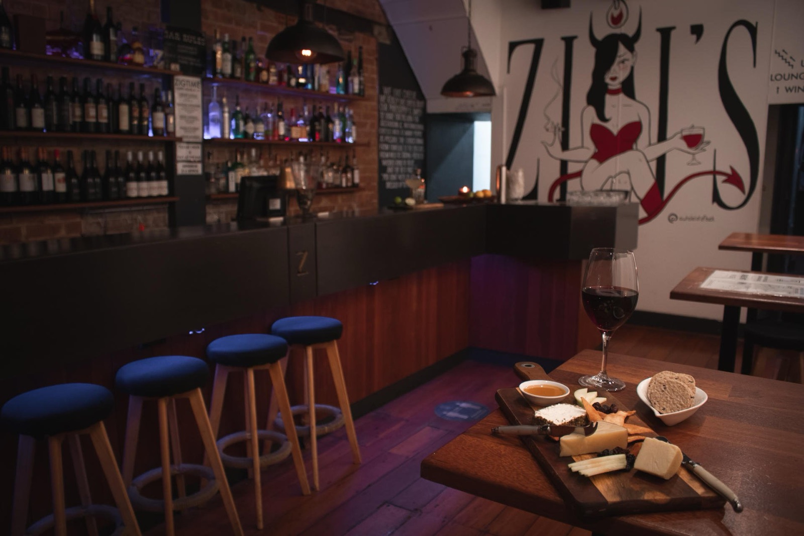 Zigi’s Wine Bar